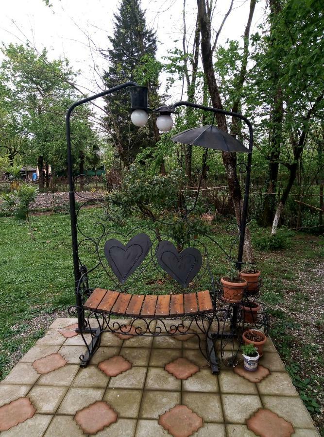 מרטווילי Guest House Danelia מראה חיצוני תמונה
