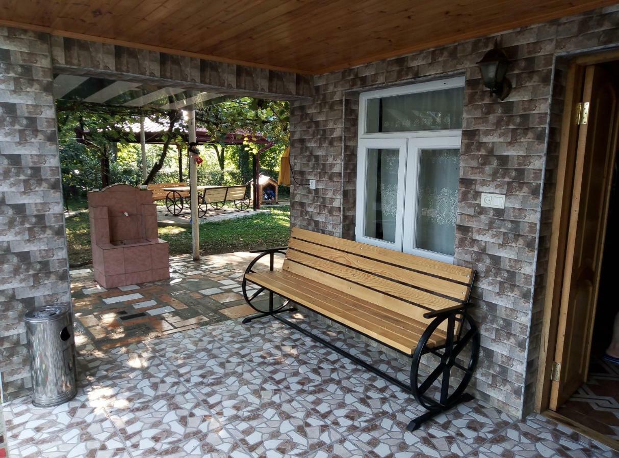 מרטווילי Guest House Danelia מראה חיצוני תמונה